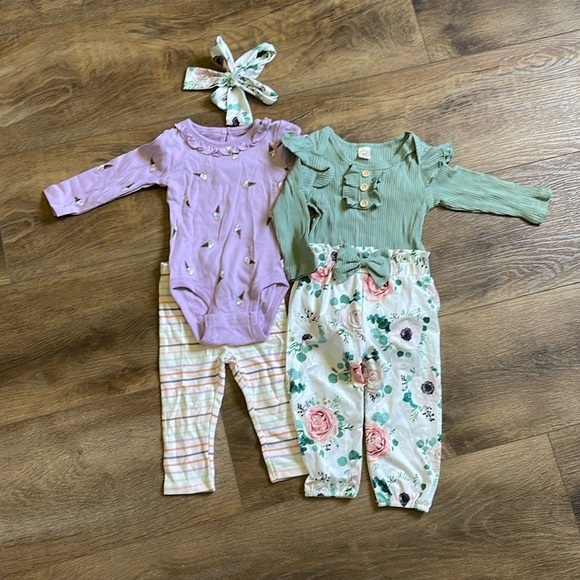 Baby matching outfits x2 - Picture 3 of 5